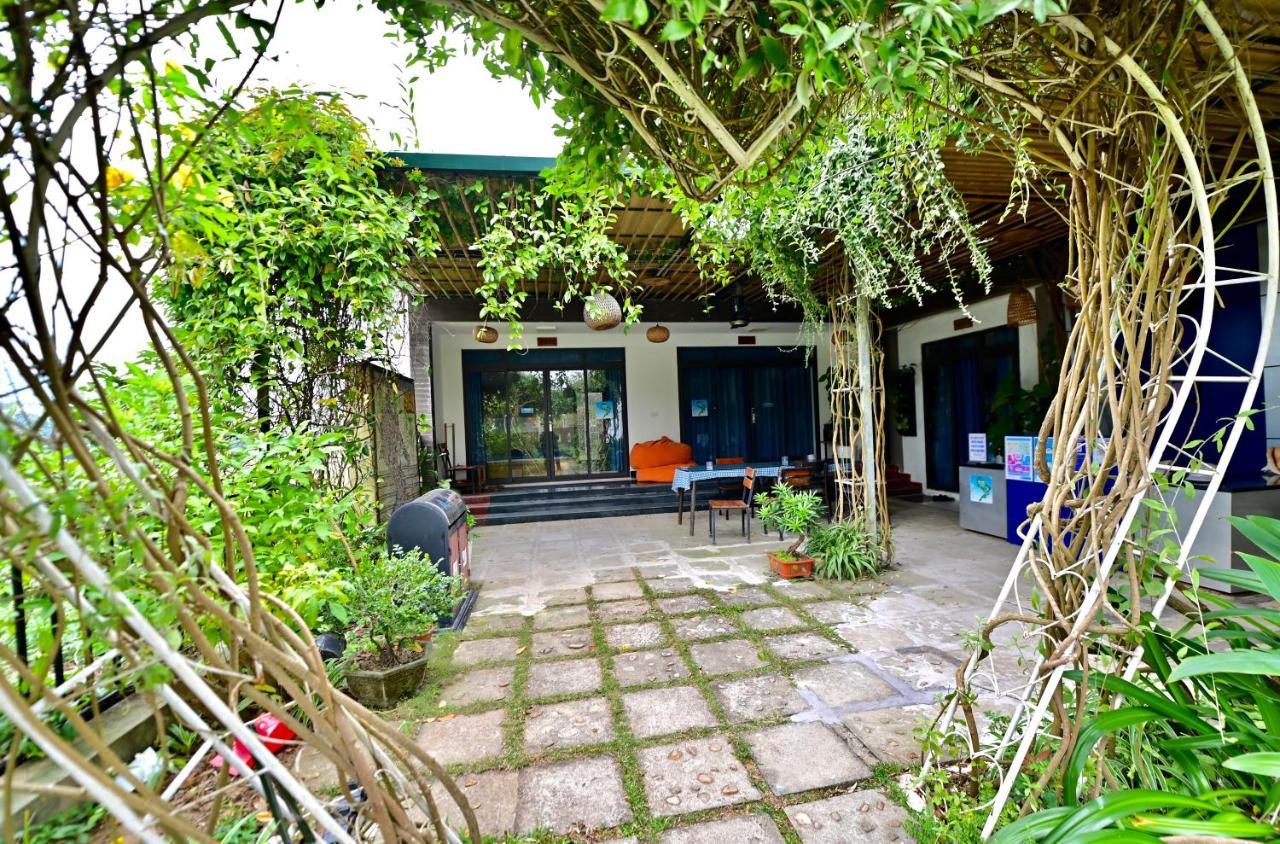 Coto Center Homestay Đảo Cô Tô Esterno foto