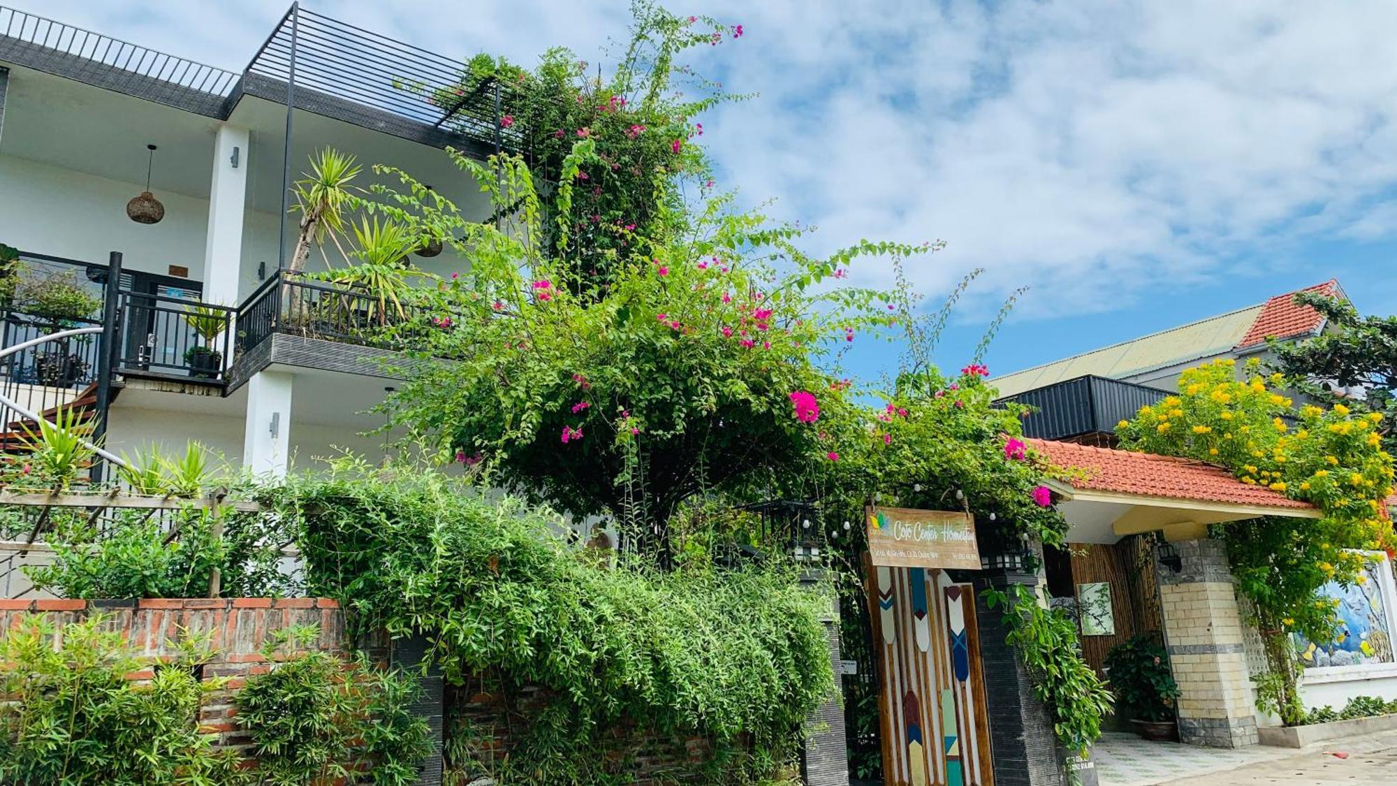 Coto Center Homestay Đảo Cô Tô Esterno foto
