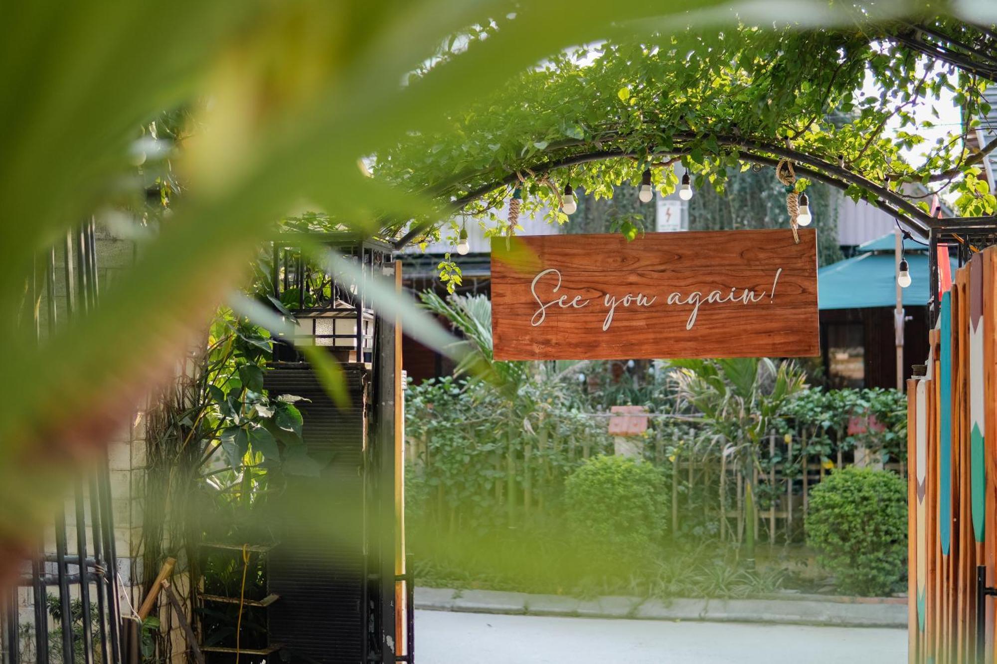 Coto Center Homestay Đảo Cô Tô Esterno foto